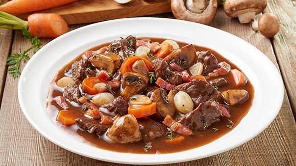 Un plat de bœuf bourguignon